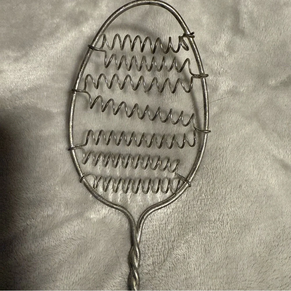 Vintage‎ Androck Coiled Wire Whisk Beater Black Bakelite Handle